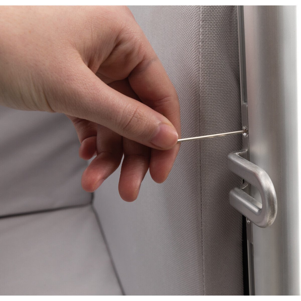 Trixie Hundetransporter Vorhängeschlosshalterung - Maße 5 x 8 x 2 cm - silber - MegaPetShop